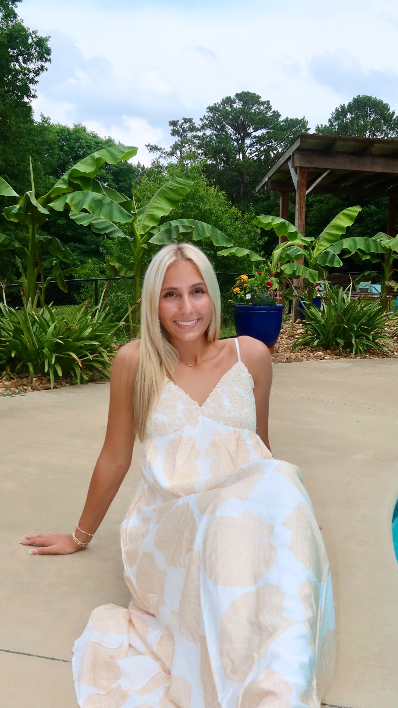Shoreline Sweetheart Maxi Dress